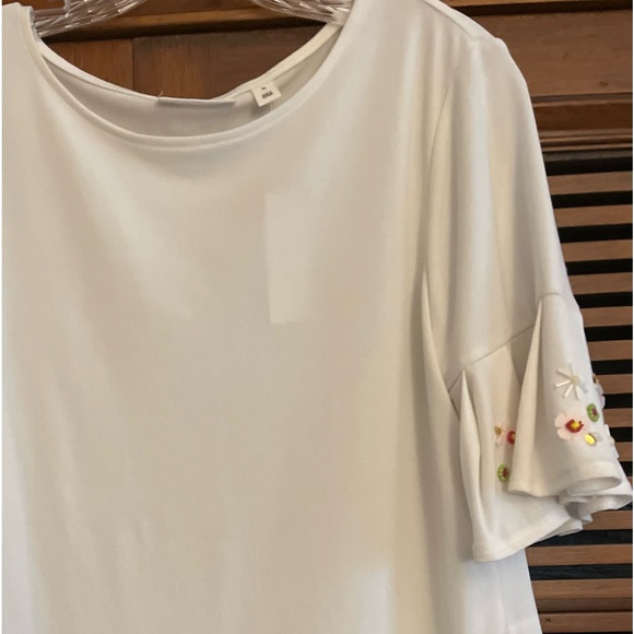 NEW 7th AVENUE NEW York & COMPANY WHITE BLOUSE SIZE MEDIUM - Picture 3 of 6